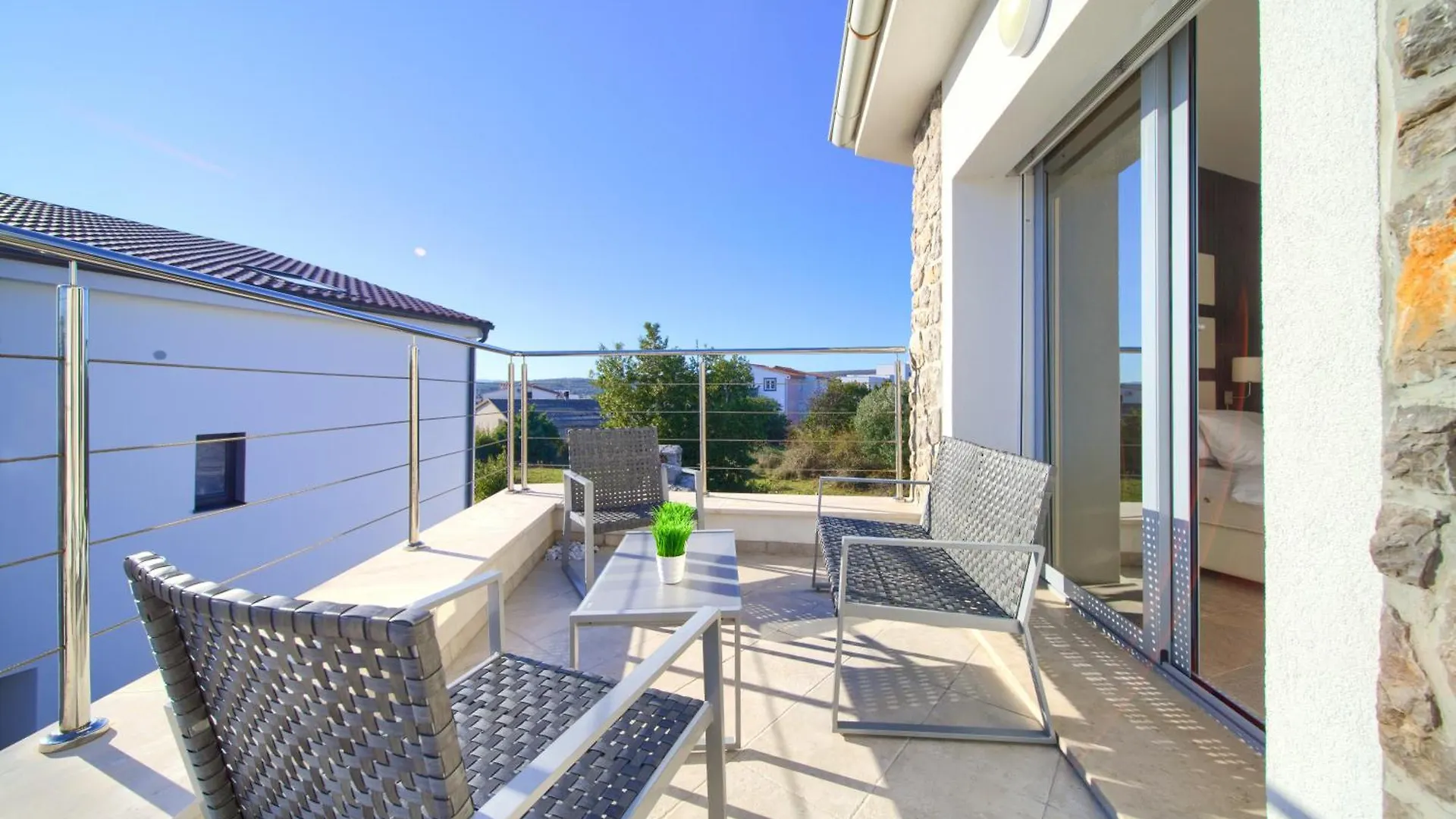 Villa Miracle 2 With Heated Pool Krk Town