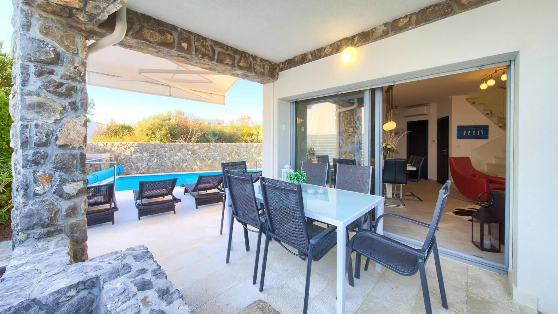 Villa Miracle 2 With Heated Pool Krk Town